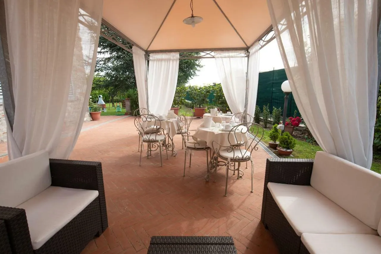 Agriturismo Casolare Lucchese Lucca 0*,  Italy